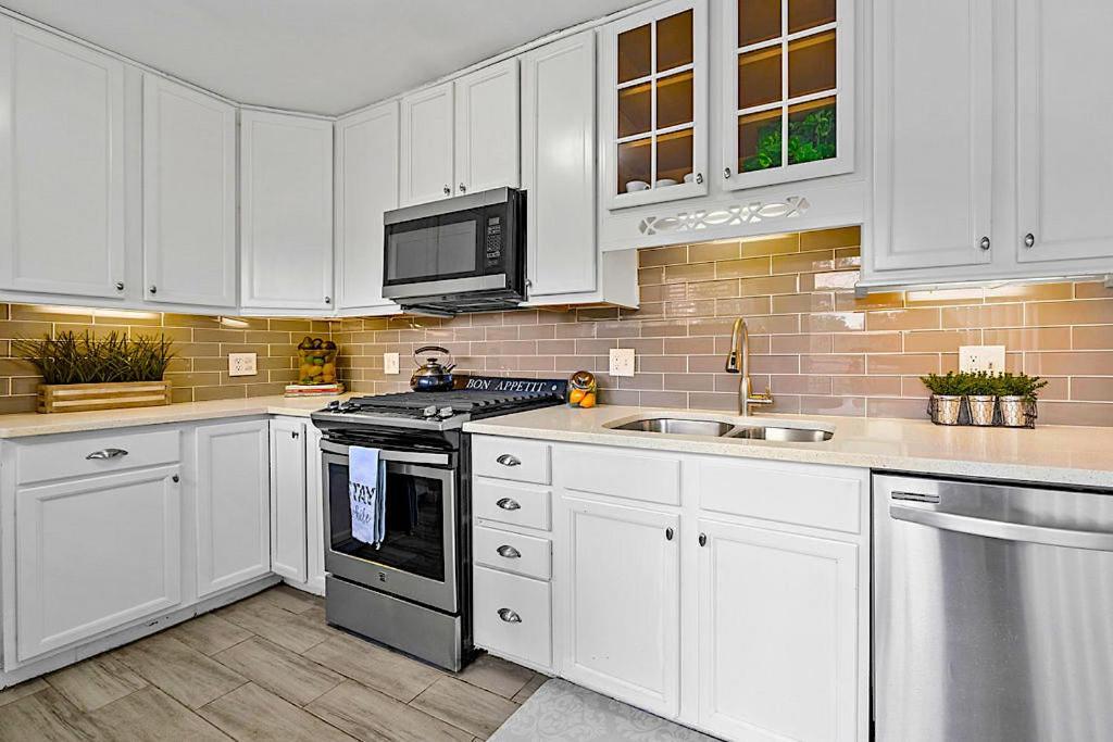 Goodkarma Rentals Refreshed Smyrna Home Near Battery Atl Half Mile To Interstate Atlanta Exterior foto