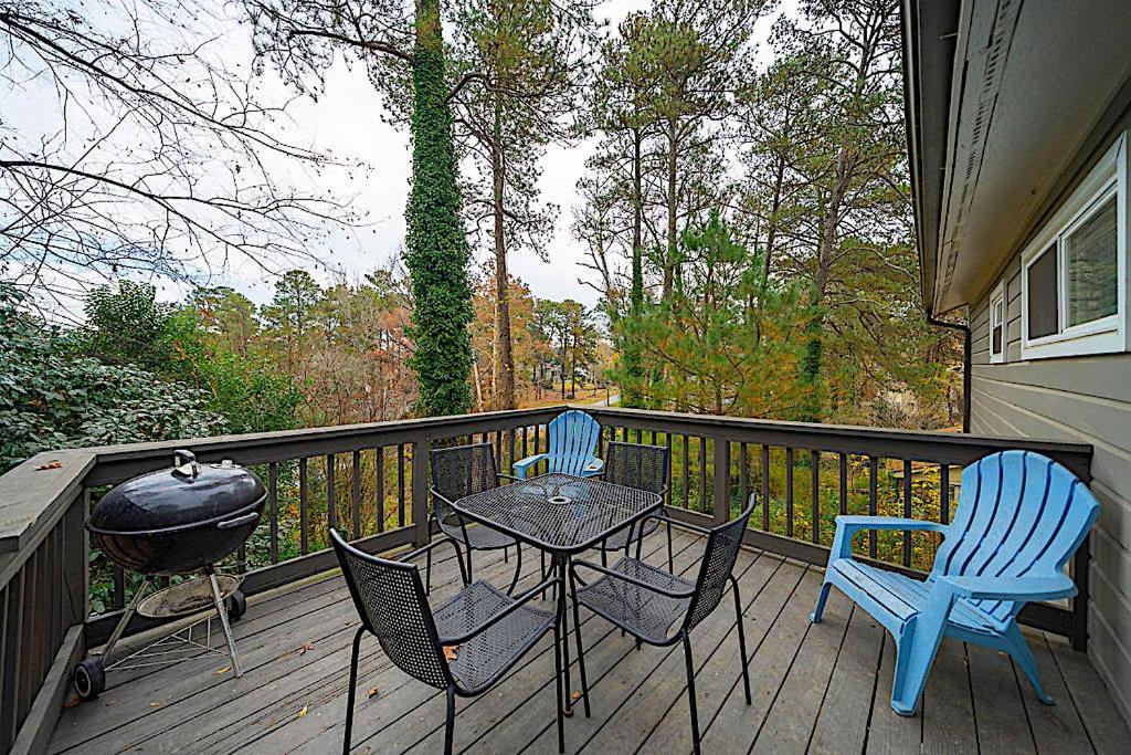 Goodkarma Rentals Refreshed Smyrna Home Near Battery Atl Half Mile To Interstate Atlanta Exterior foto